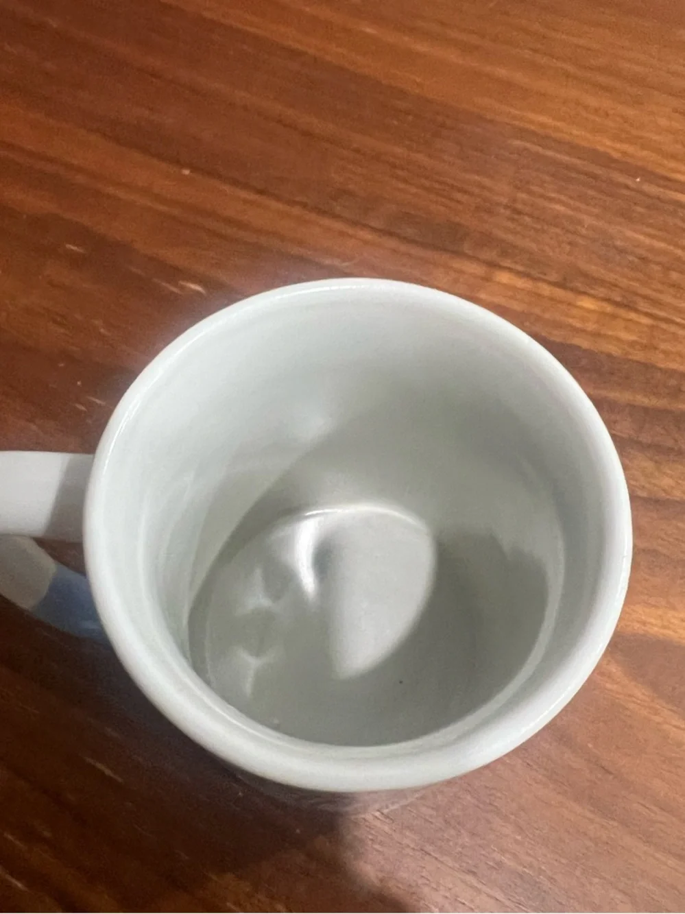 Vintage Blue and White Fisherman Mug - Picture 4 of 5